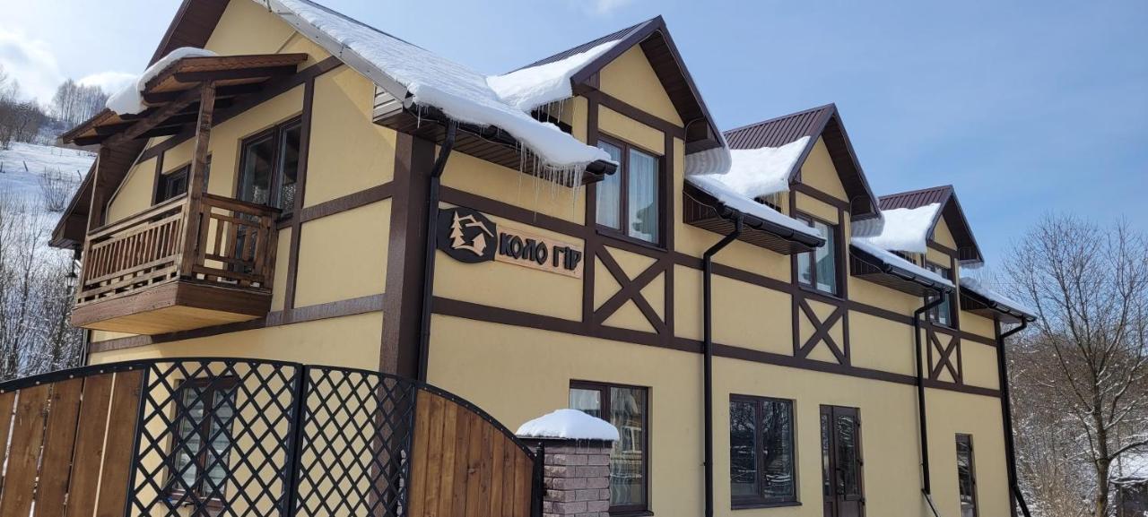 Коло Гір Hotel Kolochava Exterior photo